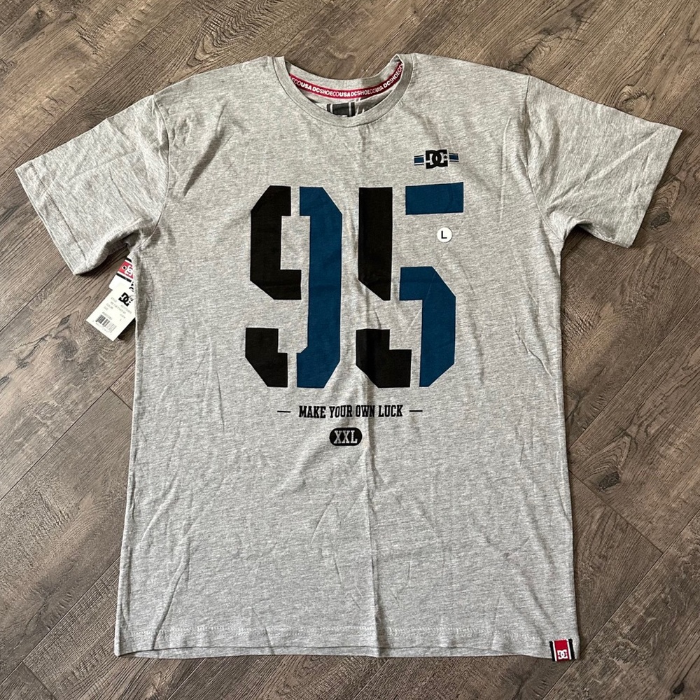 Dc Shoes‎ Grey Shirt